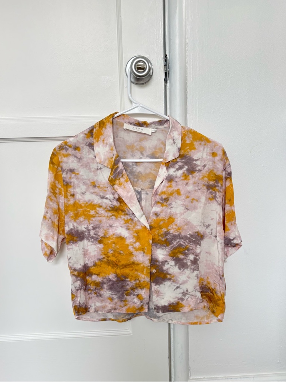 ASTR Short Sleeve Button Front Top